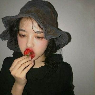 �̷�Girl.    һ����ʣ��ټ�İ·