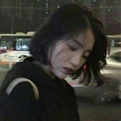 �̷�Girl.    һ����ʣ��ټ�İ·