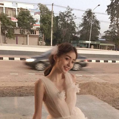 ��ϵ����Ůͷ:Ը������ů