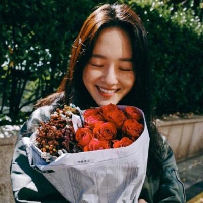 ΢��ͷ��Ů�����ʵ��� Ů����Ҫ�ǵ�����