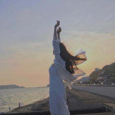 ΢��ͷ��Ů���򵥱�Ӱ  �㴥��������������