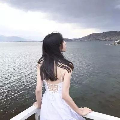 ��ӰŮ��ͷ��Ʒ