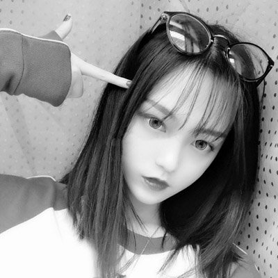 ����Ůͷ��