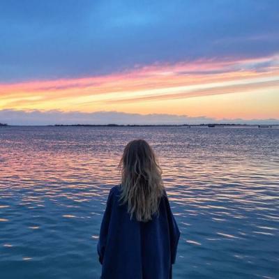 qqŮ����Ӱͷ�񳤷�     ʱ����ֹ