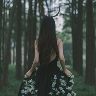 qqŮ����Ӱͷ�񳤷�     ʱ����ֹ