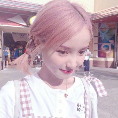 ��ɫϵ��Ů��ͷ�񰡡�?