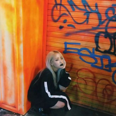 ��������ɫϵŮͷ/�Ǹ���ĳ�ɫ߹