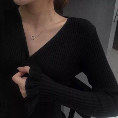 ���ԣ��˸а���Ůͷ.