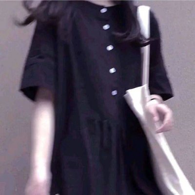 ���ԣ��˸а���Ůͷ.