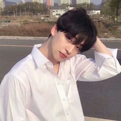 ���ִ�:������ͷ/���޹��ڣ������߲�����