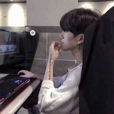 ���ִ�:������ͷ/���޹��ڣ������߲�����