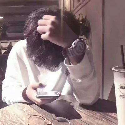 ���ִ�:������ͷ/���޹��ڣ������߲�����