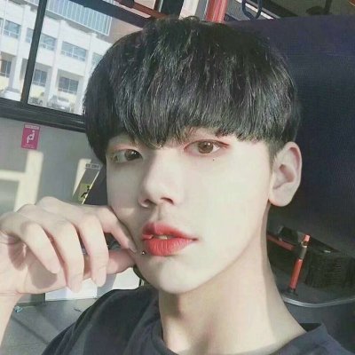 ���ִ�:������ͷ/���޹��ڣ������߲�����