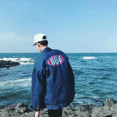 С���¡��ɾ���˧������ͷ��