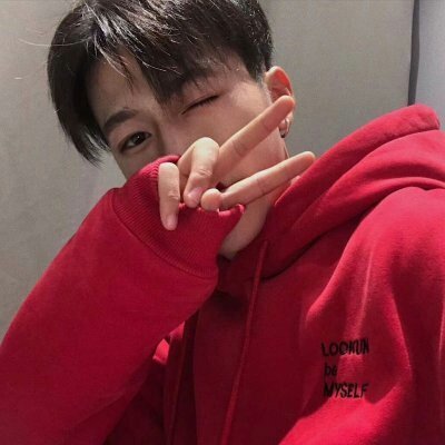 С���¡��ɾ���˧������ͷ��