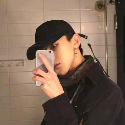 ������������΢��ͷ��      �����۹�