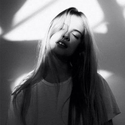 �����˸�ͷ��:ĬĬ�ػ�Ҳ�ǰ�