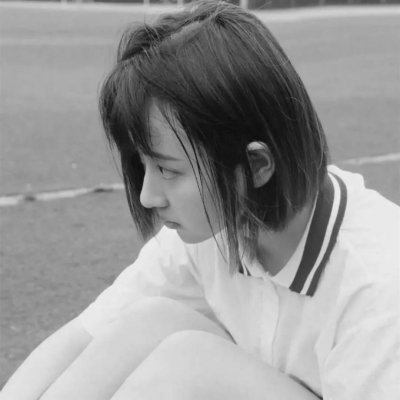 �����˸�ͷ��:ĬĬ�ػ�Ҳ�ǰ�