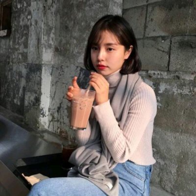 ���ԣ���ѡ������Ůͷ.һ�۾�����.