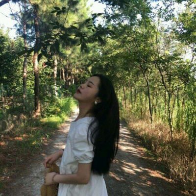 ���ԣ���ѡ������Ůͷ.һ�۾�����.