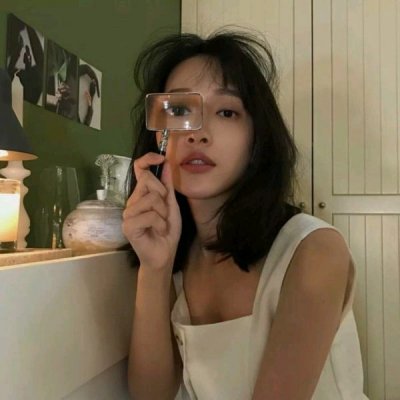 ���ԣ���ѡ������Ůͷ.һ�۾�����.