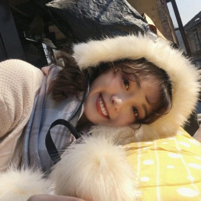 ���ԣ���ѡ������Ůͷ.һ�۾�����.