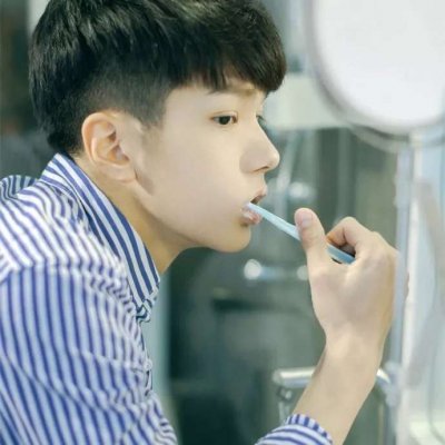 ˧��С�̹�����ͷ�� �Ҵ���������͵������