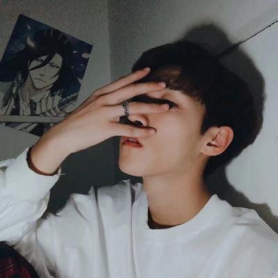 qq��ק�������ͷ��  �Y?���ζ�Ұ�Ʀ�