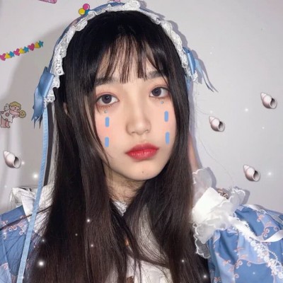 ����.   ins��ɰ�ŮͷѼ��