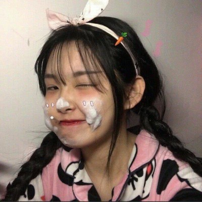 ����.   ins��ɰ�ŮͷѼ��