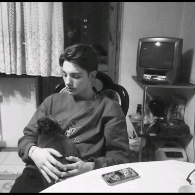 ���ԣ�����˧���ڰ���ͷ/�����й�