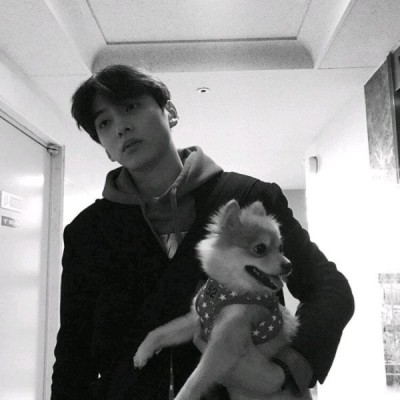 ���ԣ�����˧���ڰ���ͷ/�����й�