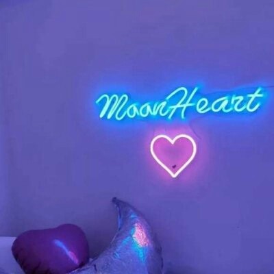 ����:��Ů�ı�ֽ~��ɫ