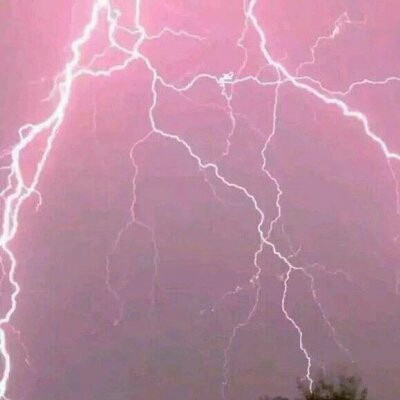 ����:��Ů�ı�ֽ~��ɫ