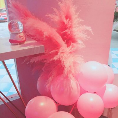 ǳ�ģ���ɫ������ ��Ů�ı��� ������