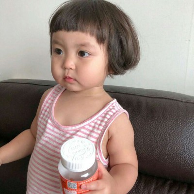 �ɰ�������ͷ�����ֵ�С������