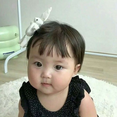 �ɰ�������ͷ�����ֵ�С������