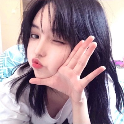 ��������Ů����������ͷ��