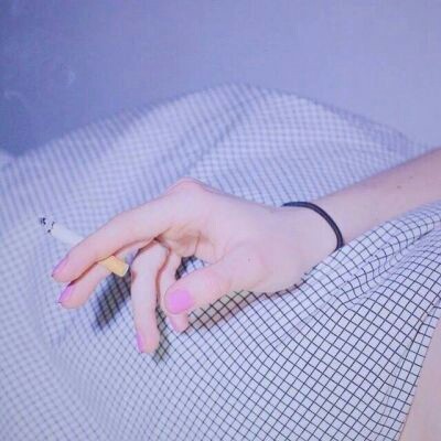 ���⣺Ů����λͷ��