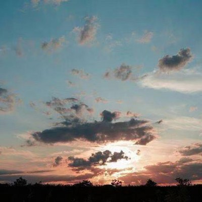 ��Ů�ı���ͼ.�Ĵ�м� ����������