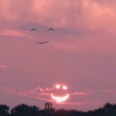 ��Ů�ı���ͼ.�Ĵ�м� ����������