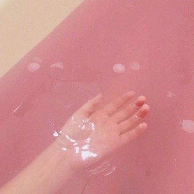 ��Ů�ı���ͼ.�Ĵ�м� ����������