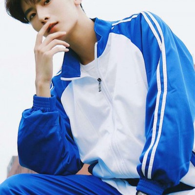 ���ʣ��ഺ�Ƕε���ײײ������