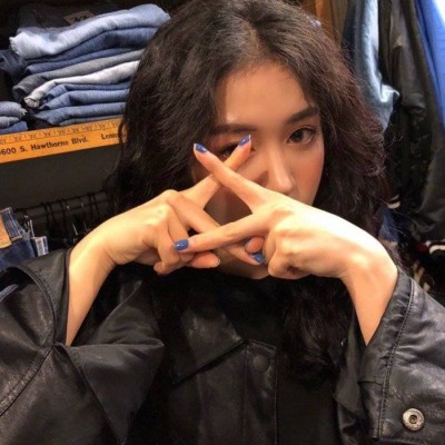 Ů��ͷ�񣨶������ͣ�