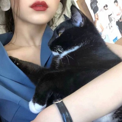 Ů��ͷ�񣨶������ͣ�