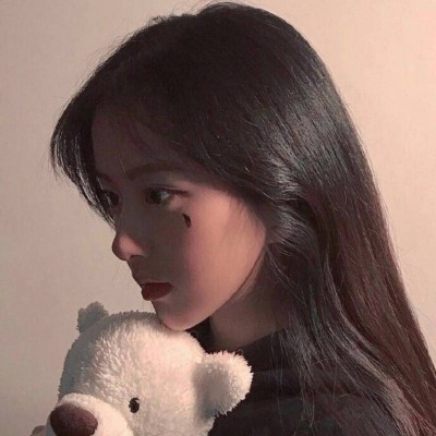 ЦЦ?���շ�һ��Ůͷ�������գ�