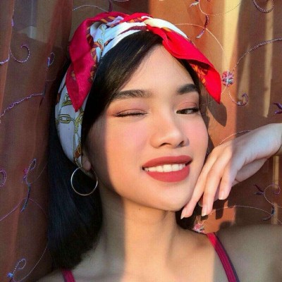 ЦЦ?���շ�һ��Ůͷ�������գ�