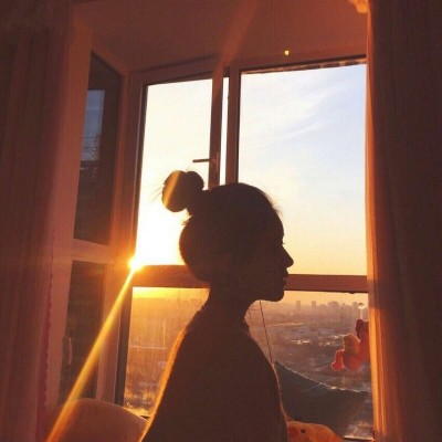 Ůͷ �� ��Դ���� ��ɾ