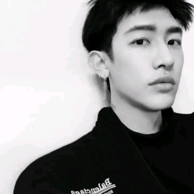 ���ԣ��ڰ�˧������ͷ��_�㲻�÷��嶫��������ֻ��Ҫ�������ҵķ���