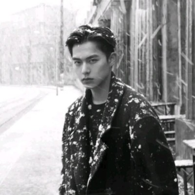 ���ԣ��ڰ�˧������ͷ��_�㲻�÷��嶫��������ֻ��Ҫ�������ҵķ���